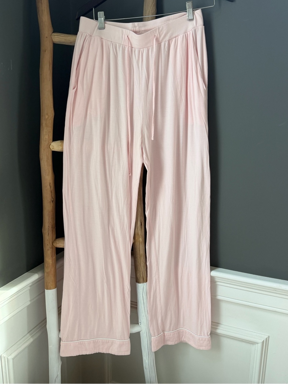 Cozy Earth Bamboo Pink Lounge Pants